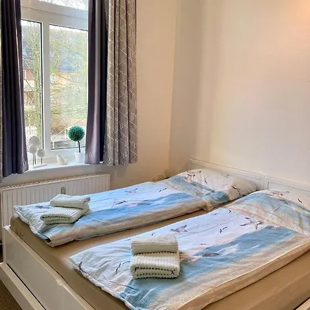 Res A Ros 13 Apartment